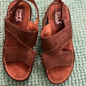 Soft comfort sandal size 7